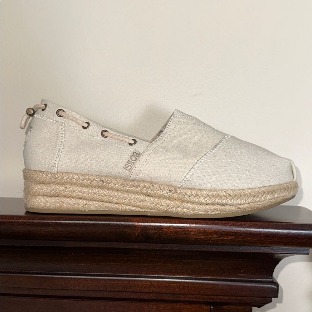 BOBS 9.5 Sketchers Memory Foam Linen Canvas Slip On Yacht Master Espadrille